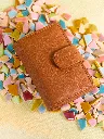 portefeuille_en_cuir_marron_Valentine_16_9585.webp