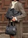 LECABAS_M_S_NOIR_PORTE_82d1.webp