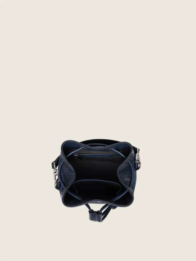 petit_sac_seau_en_cuir_de_vachette_suede_bleu_paulmarius_capucine_xs_interieur_9f3a.webp